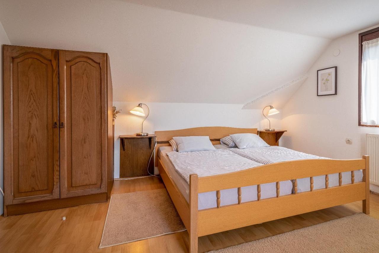 Farmstay Kotic Slunj Buitenkant foto
