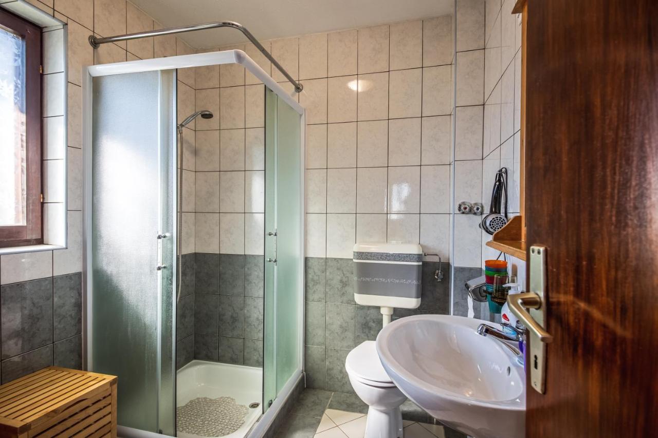 Farmstay Kotic Slunj Buitenkant foto