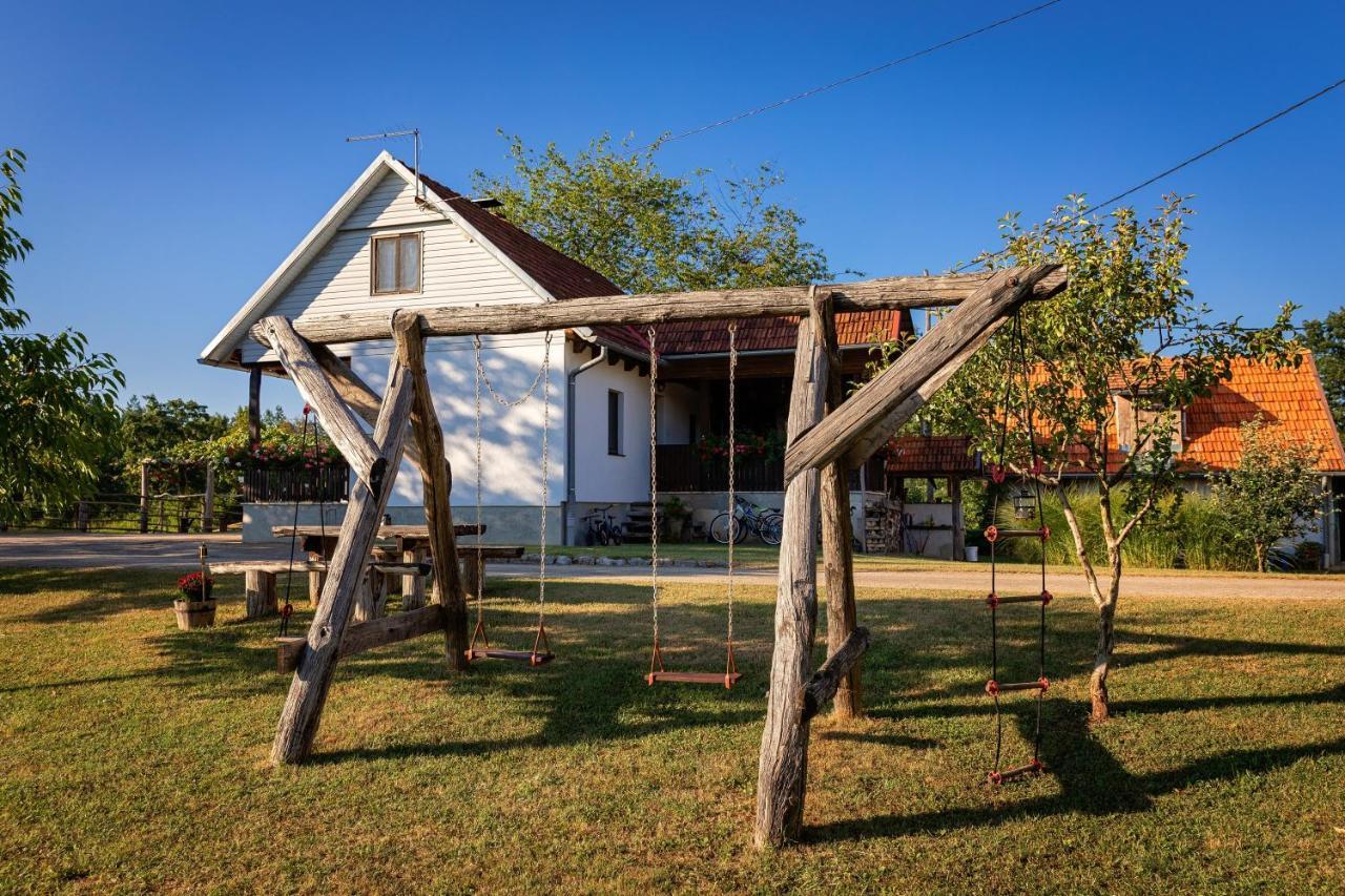 Farmstay Kotic Slunj Buitenkant foto